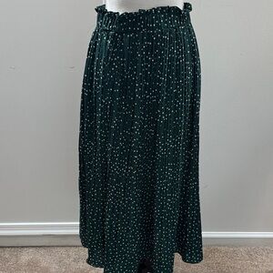 Elegant Green Polka Dot Midi Skirt